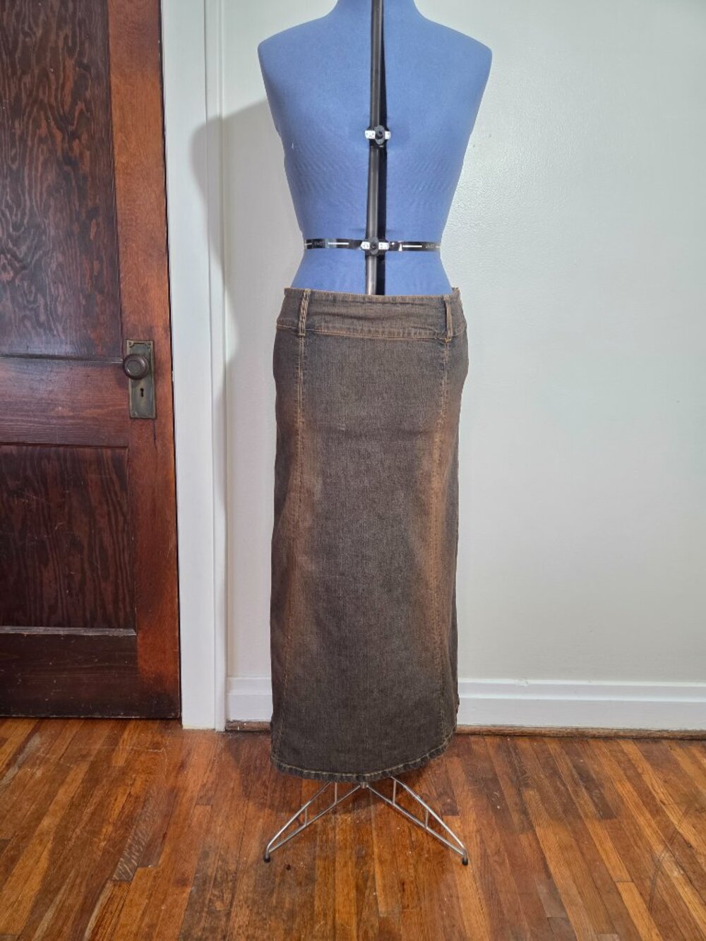 Lee Jeans Vintage Y2K Brown Low Rise Maxi Denim Skirt